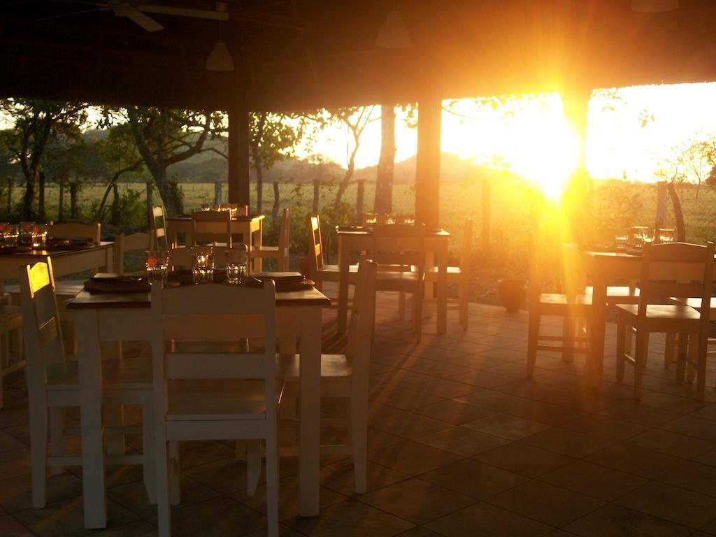 Naturalmente Boutique Bungalows y Cocina Mediterránea Las Lajas  Esterno foto