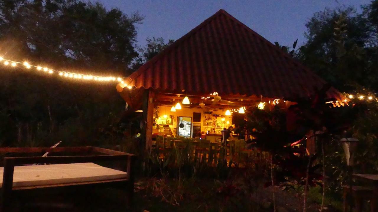 Naturalmente Boutique Bungalows y Cocina Mediterránea Las Lajas  Esterno foto