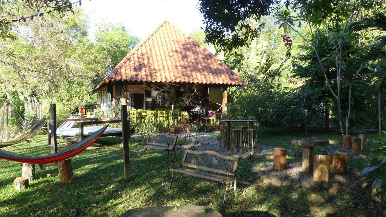 Naturalmente Boutique Bungalows y Cocina Mediterránea Las Lajas  Esterno foto