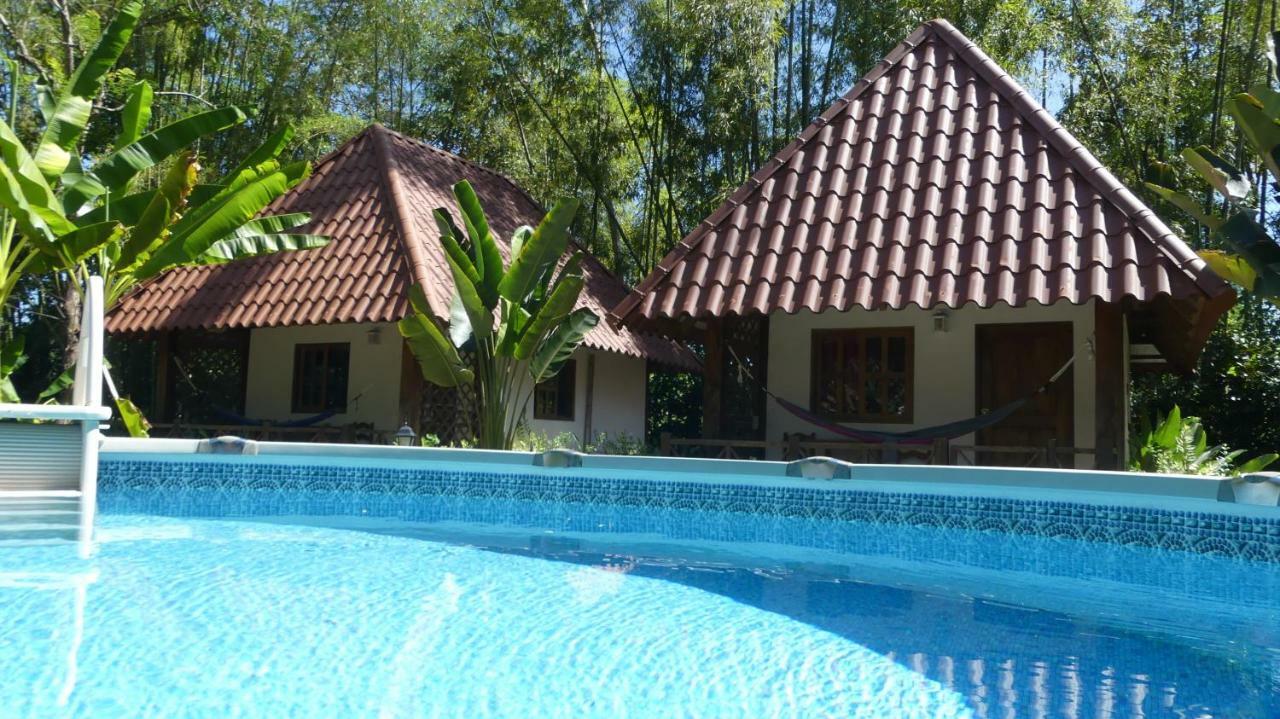 Naturalmente Boutique Bungalows y Cocina Mediterránea Las Lajas  Esterno foto