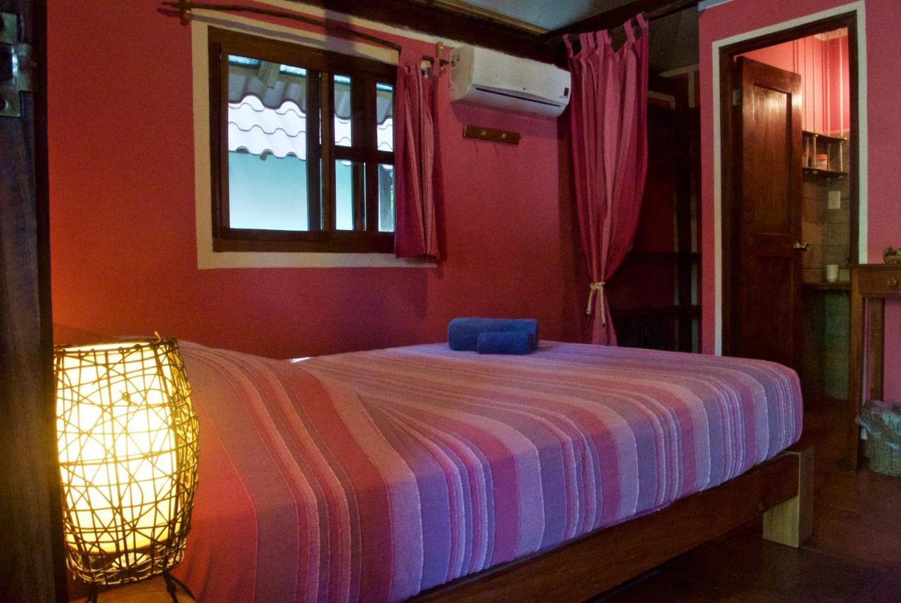 Naturalmente Boutique Bungalows y Cocina Mediterránea Las Lajas  Esterno foto
